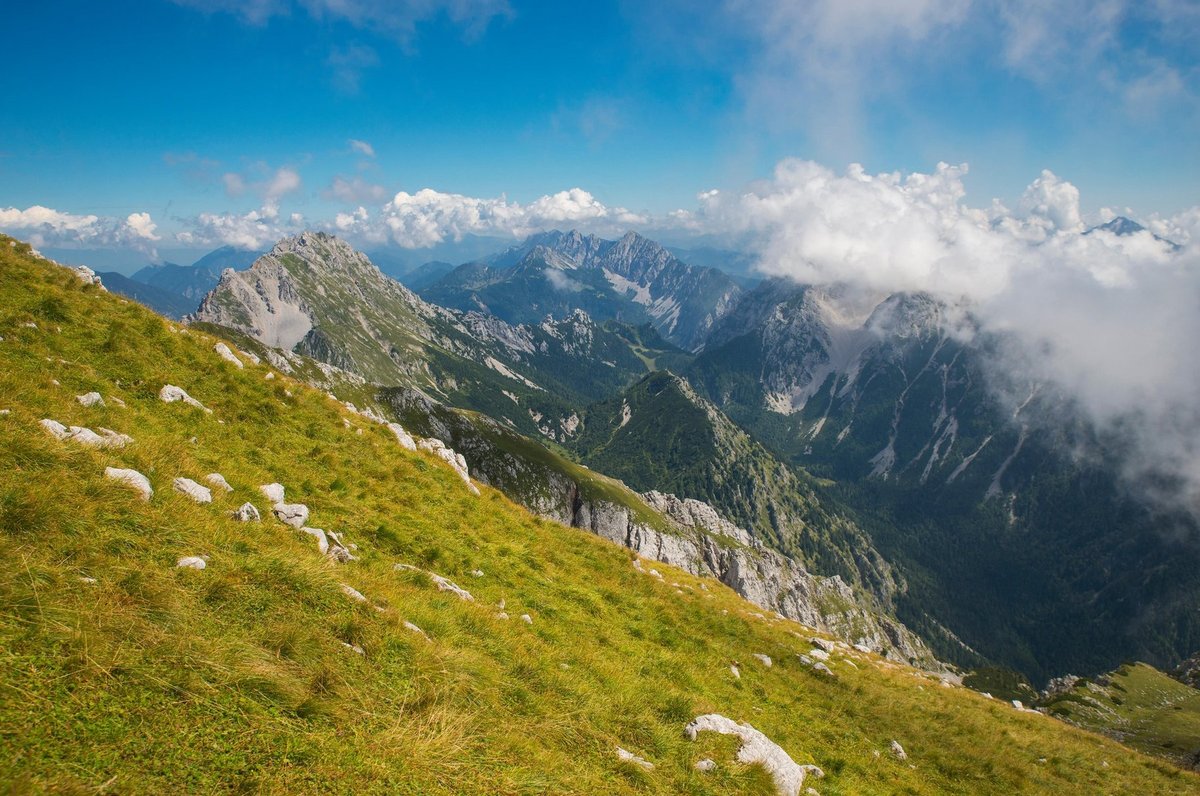 Pri Kobaridu zmeren potresni sunek, čutili so ga tudi v Bovcu in Tolminu