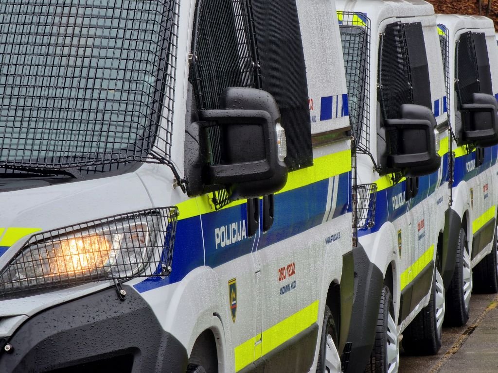 Policija išče pobeglega zapornika