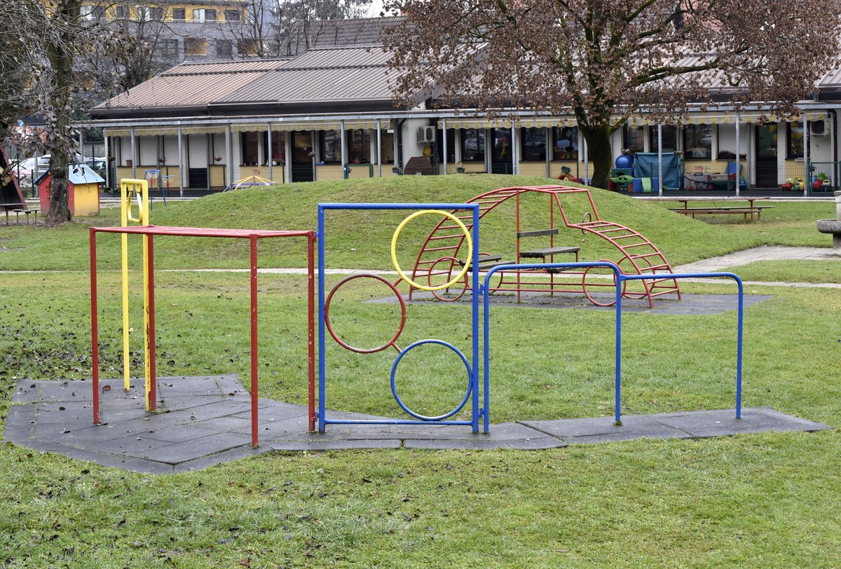 Na Hrvaškem aretirali vzgojiteljico, ki naj bi širila otroško pornografijo