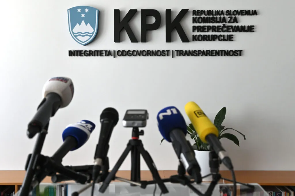 KPK kritična do sprememb, ki jih nova koalicija napoveduje v boju proti...