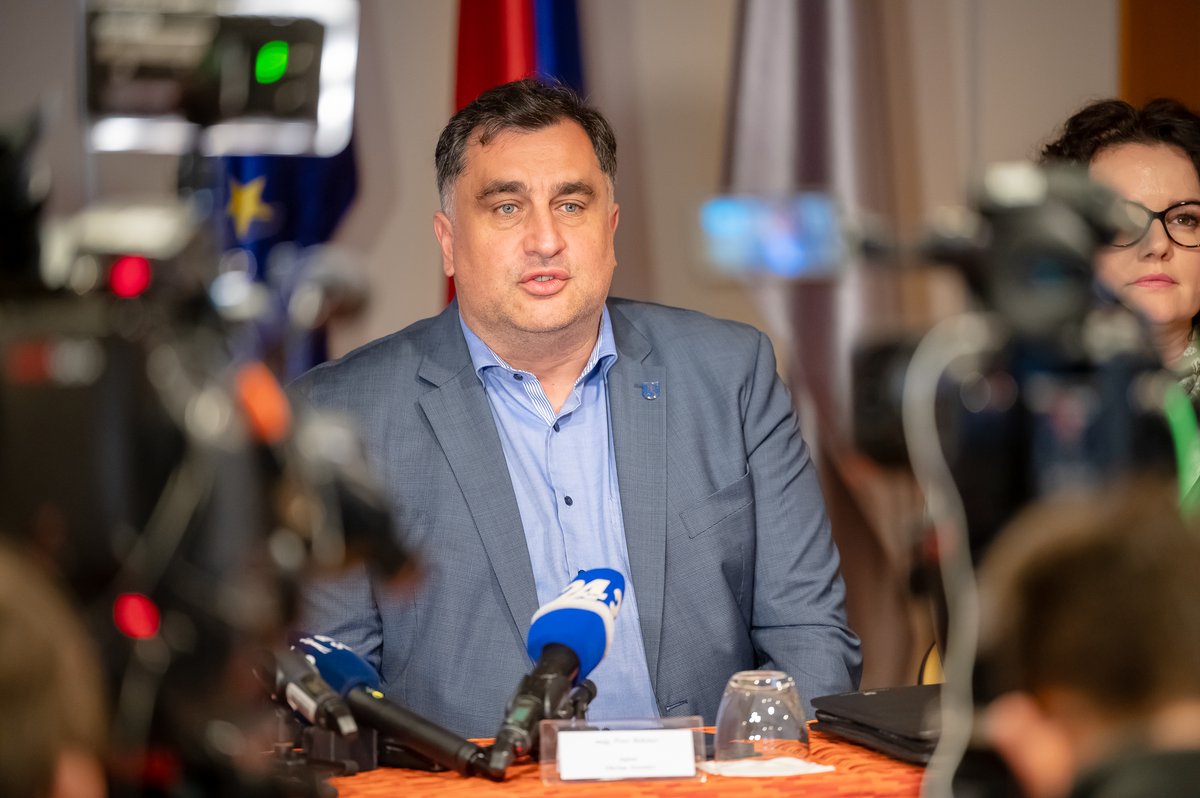 Na Jesenicah znova težave pri potrjevanju proračuna