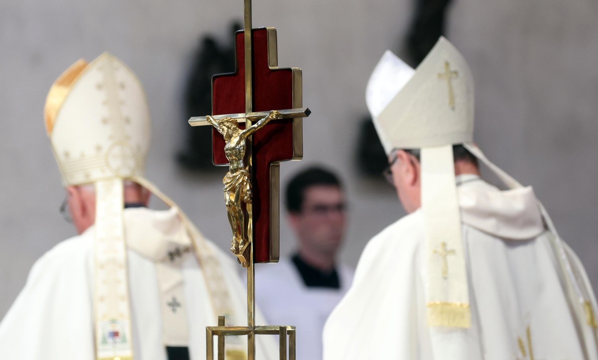 Na evangeličanskem bogoslužju v Puconcih o sporočilu križa za sodobnega človeka