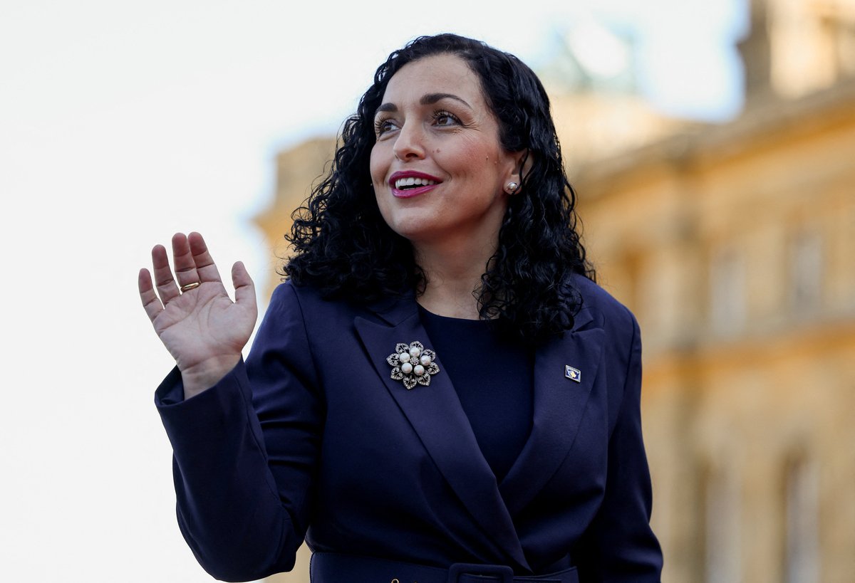 Kosovsko ustavno sodišče zadržalo odlok predsednice o razpustitvi parlamenta