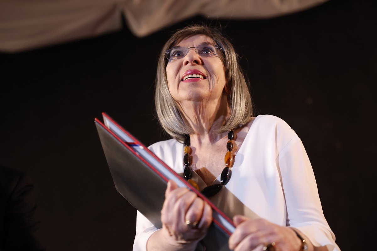 Ministrstvu ne bo treba vračati denarja za Prešernovo nagrado Svetlani Makarovič