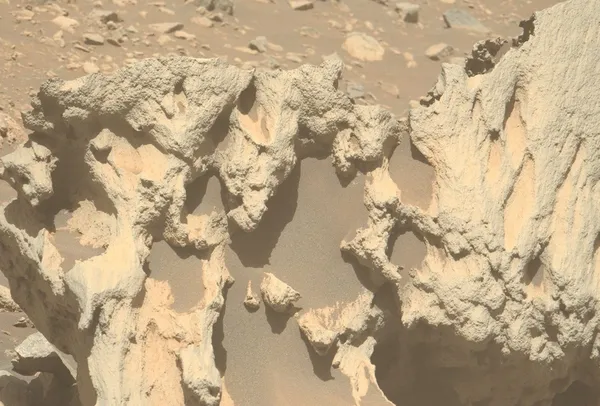 Na Marsu našli kamen, ki "tja ne sodi"