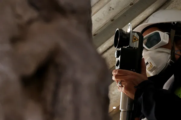 Kako je antični steber dobil lasersko lepotno operacijo