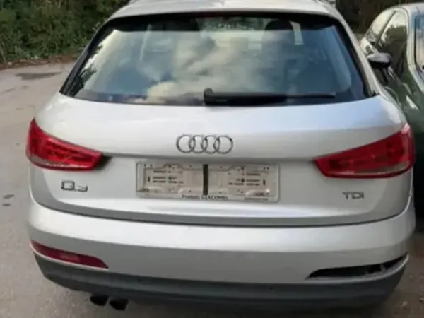 Cel Balkan se smeji najbolj noremu oglasu za prodajo vozila (FOTO)