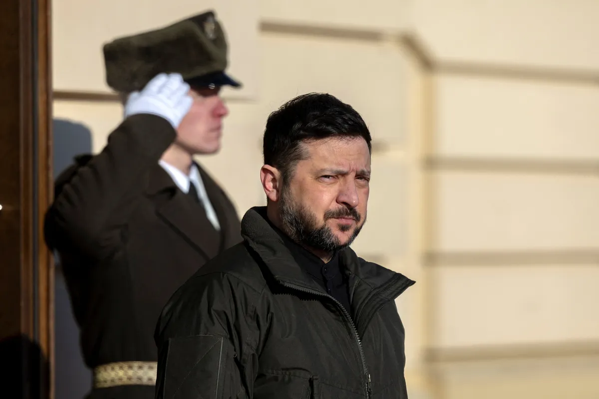 Zelenski naj bi na četrto obletnico začetka vojne napovedal volitve in referendum