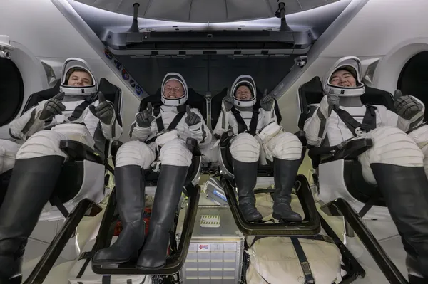 Nasin astronavt razkril doslej najmočnejši namig o razlogu za evakuacijo