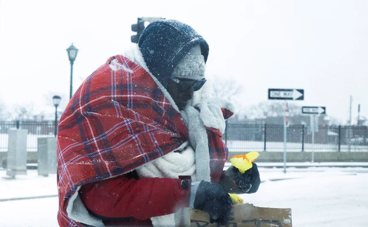 Snežno neurje v ZDA: temperature so se spustile tudi do −40 stopinj Celzija