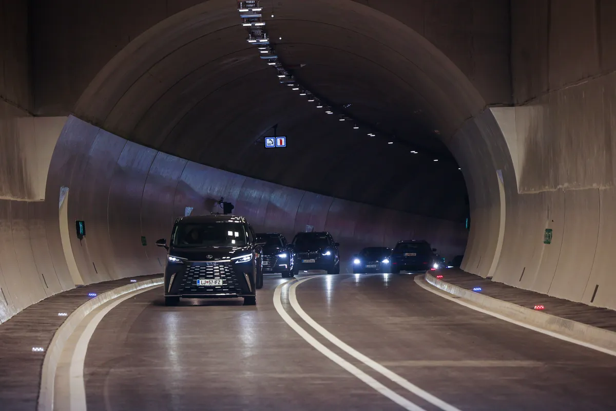 Le dan po odprtju predora Konovo Dars z opozorilom za voznike