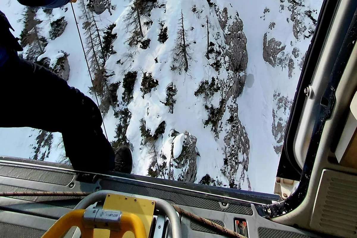 Umrl 42-letni planinec, ki je na območju Lenuhove grape zdrsnil v globino