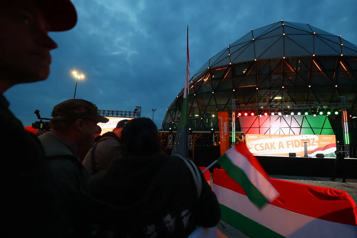 Kdo bo vodil stranko? Po porazu na volitvah madžarski Fidesz junija na kongres