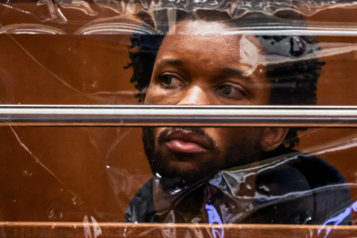 Ameriški pevec obtožen brutalnega umora 14-letnice