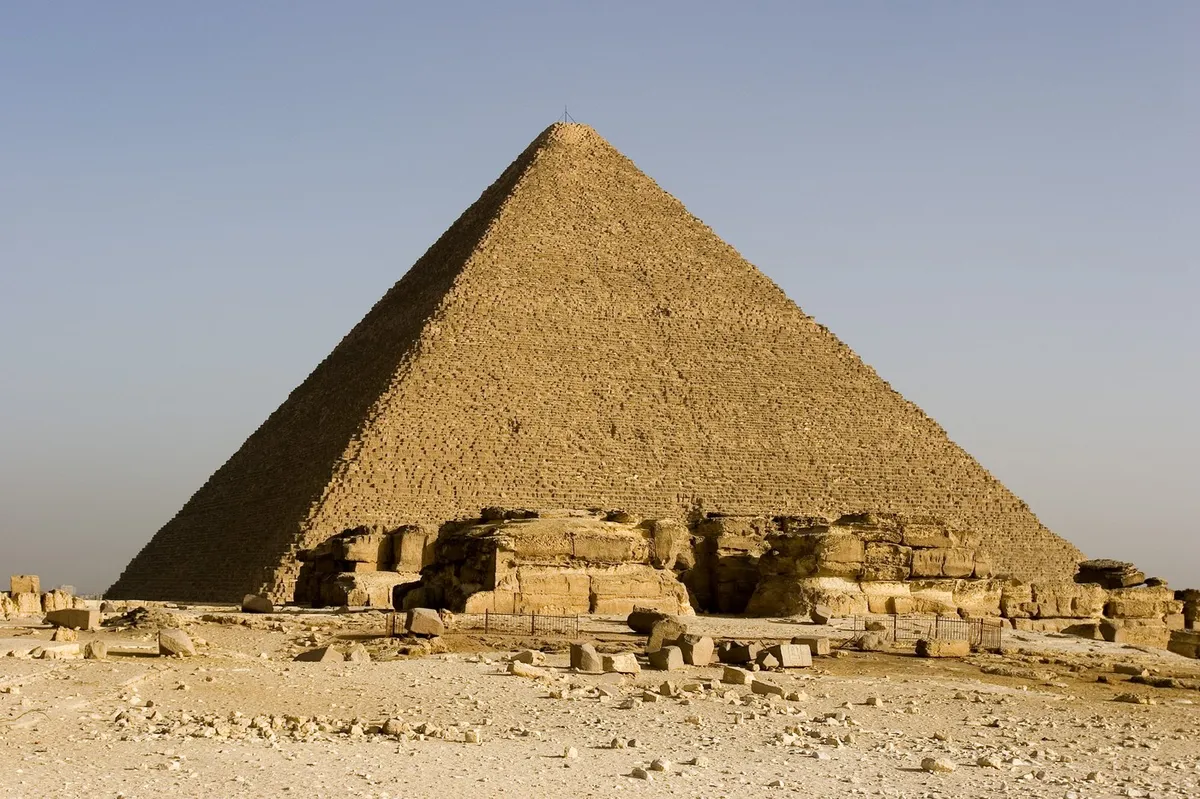 Razkrita skrivnost Keopsove piramide. Zakaj stoji že skoraj 4.600 let?