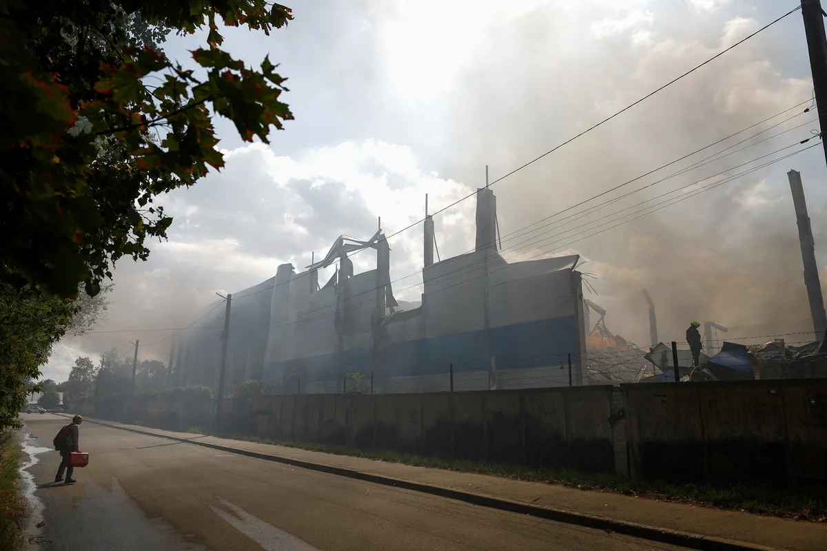 V zračnem napadu uničeno še tretje skladišče WHO v Ukrajini