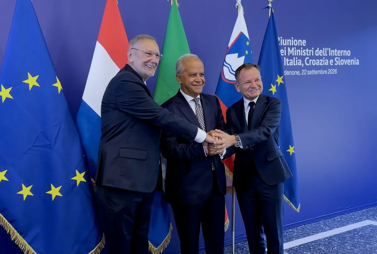 Italija bi odpravila nadzor na meji s Slovenijo, a datuma še ne razkriva