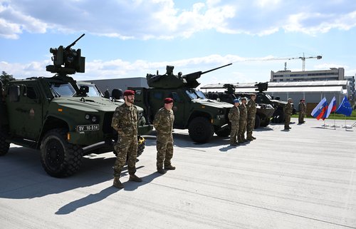 borut sajovic, vojašnica, orožje