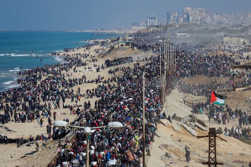 Palestinci v Gazi se vračajo domov, januar 2025