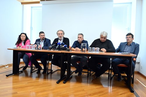 REFERENDUM POKOJNINE