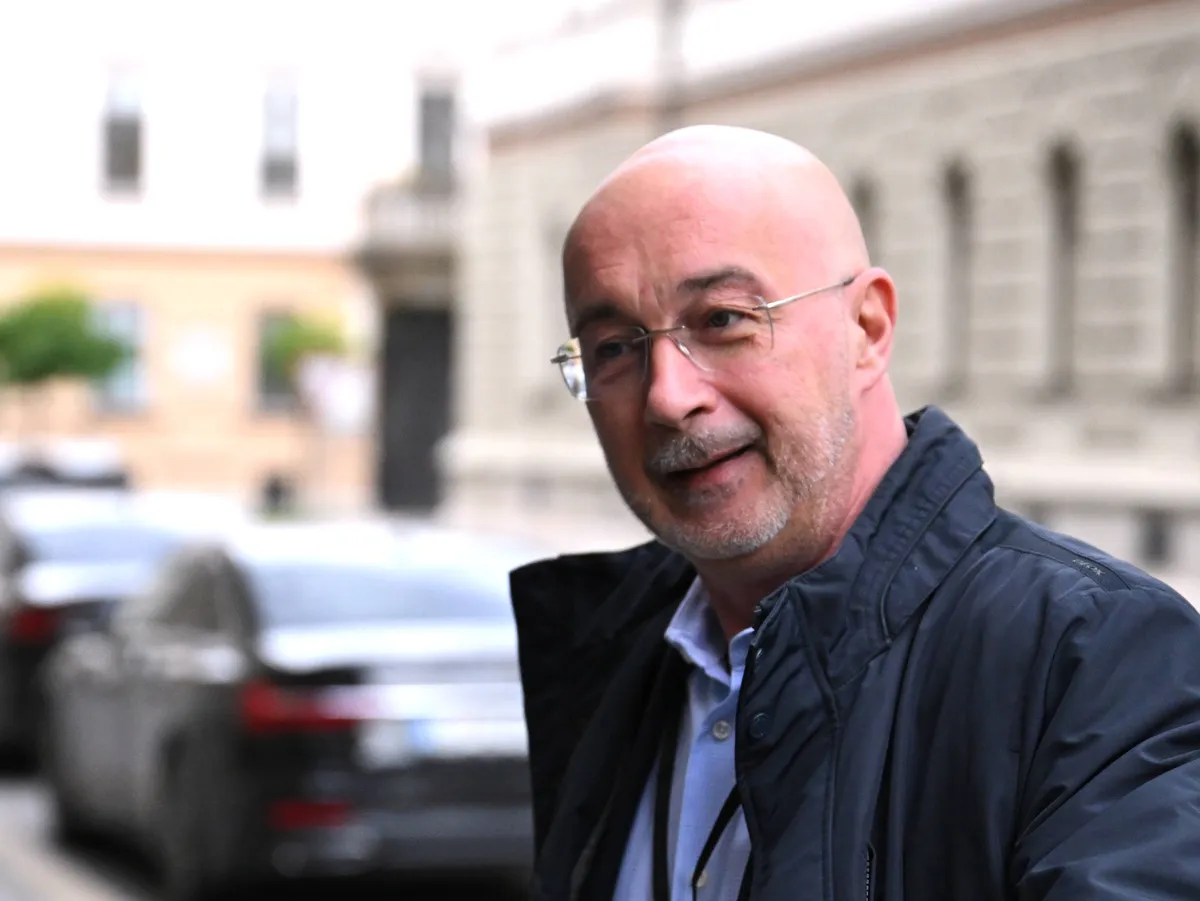 Direktor Sove: "Zaradi tujega vmešavanja v slovenske volitve smo naznanili sume kaznivih dejanj"