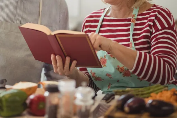 Poplava spletnih kuharskih receptov: kdo sploh še posega po kuharskih knjigah