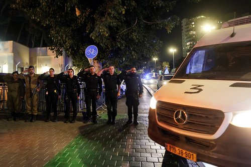 Izrael pripeljal trupli talcev iz Gaze