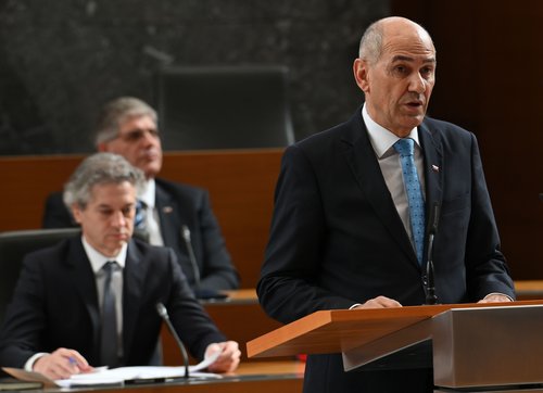 Janez Janša, Robert Golob