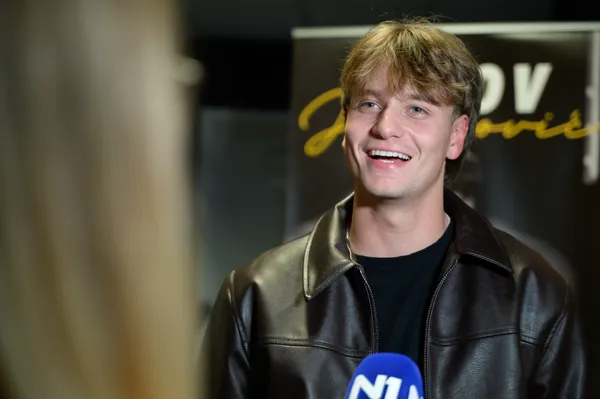 Hrvaški fenomen, ki je obnorel tudi Slovenijo, bo jutri razveselil svoje  oboževalce