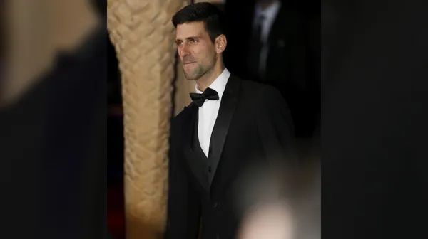 Slavni igralec poslal močno sporočilo Đokoviću, oglasila se je tudi njegova žena