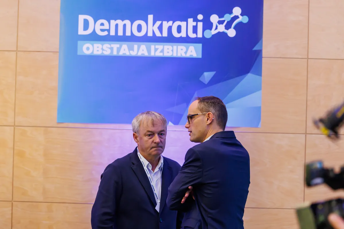 Demokrati vložili predlog za posvetovalni referendum o uvedbi e-volitev