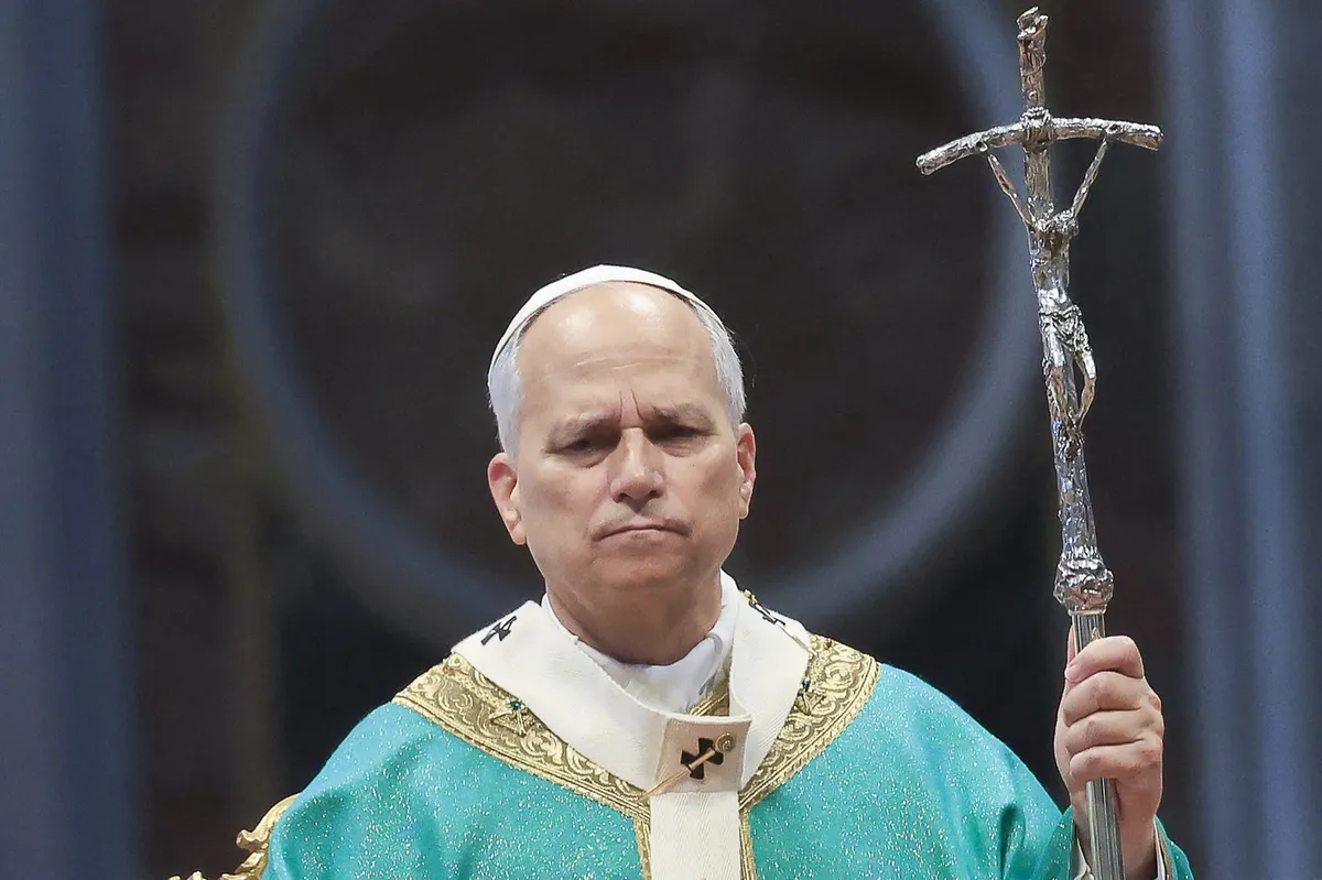 Papež politike poziva, naj ne pozabijo na revne