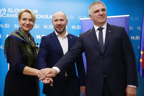 Tina Bregant, Jernej Vrtovec in Marko Lotrič