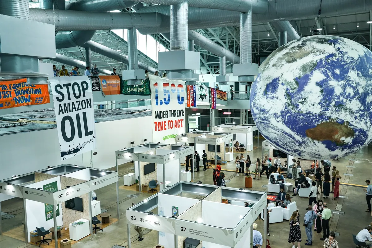 Ob podaljšanju COP30 opozorilo, da bo pomanjkanje dogovora koristilo ZDA