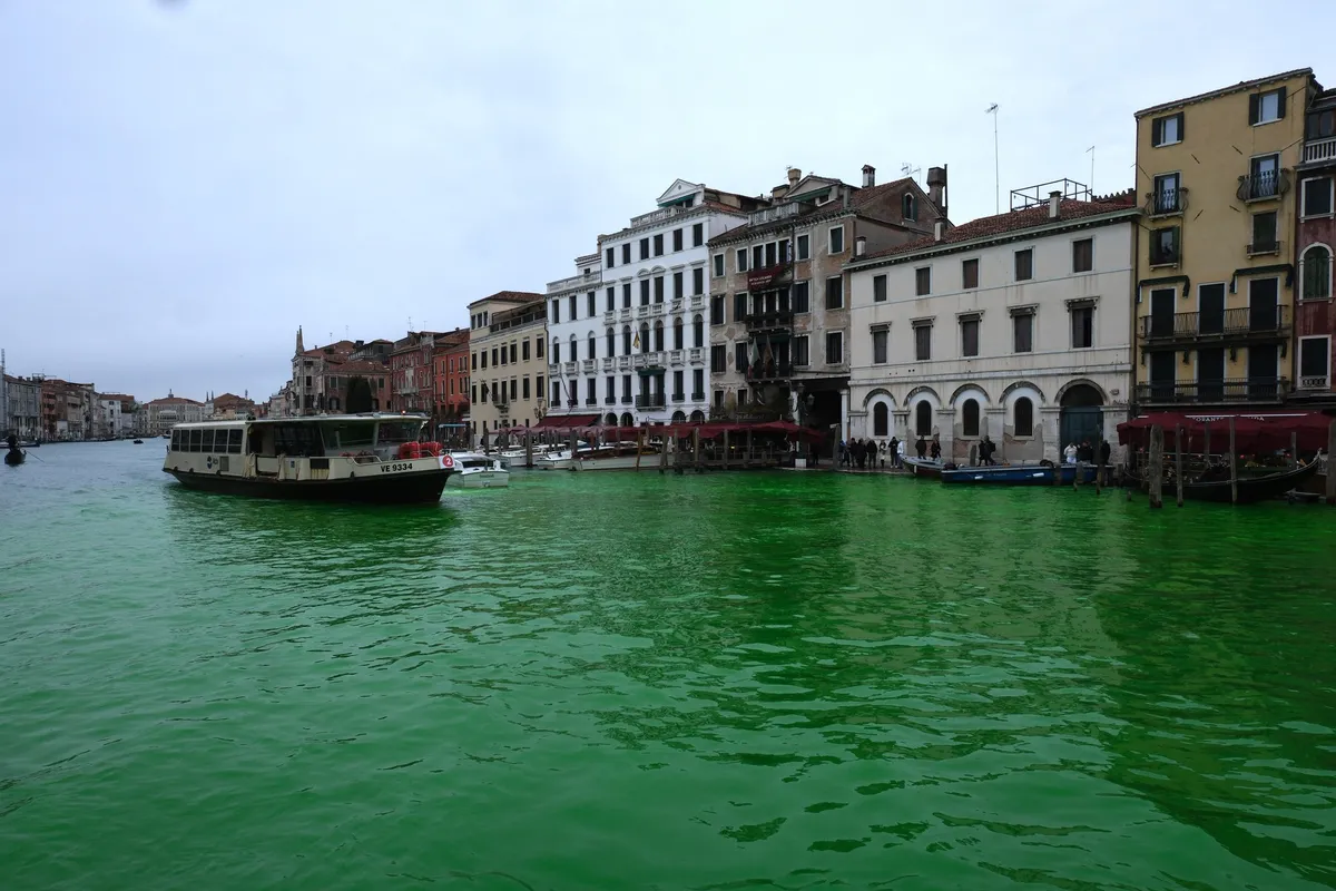 Po protestni akciji Benetke prepovedale vstop Greti Thunberg