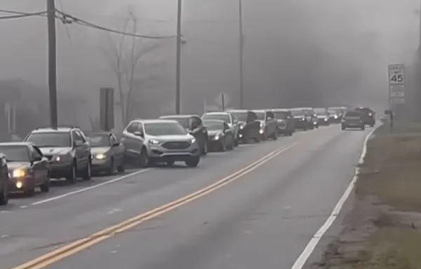 Splet začuden nad fantomsko gnečo: "To se lahko zgodi le v ZDA" (VIDEO)