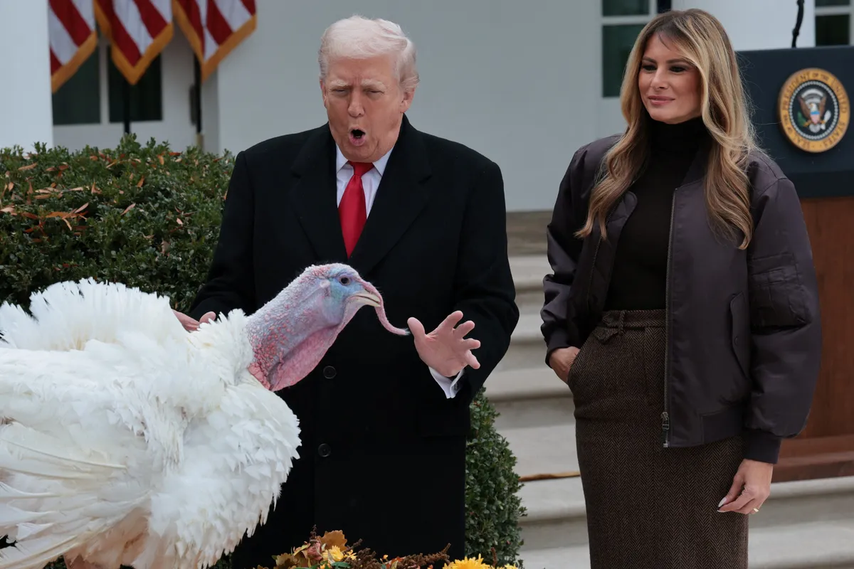 Trump pred zahvalnim dnevom pomilostil purana po imenu Waddle in Gobble
