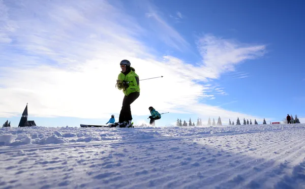 Kam na smučanje ta konec tedna? Preverite, katera slovenska smučišča so že odprta