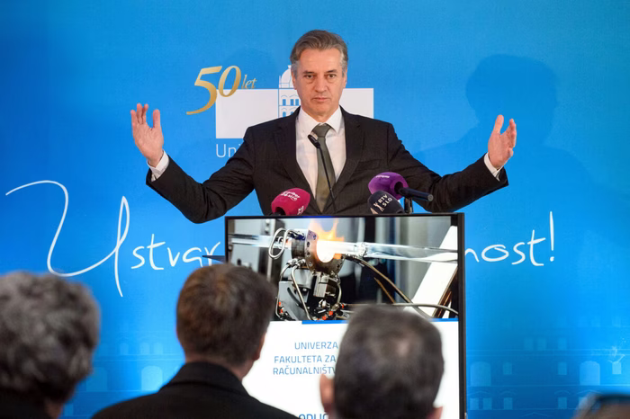 Premier Golob o aktivaciji sheme skrajšanega delovnika: Ves čas pomagamo gospodarstvu