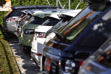 Tržni inšpektorat: Previdno pri nakupu avtomobila pri tem trgovcu