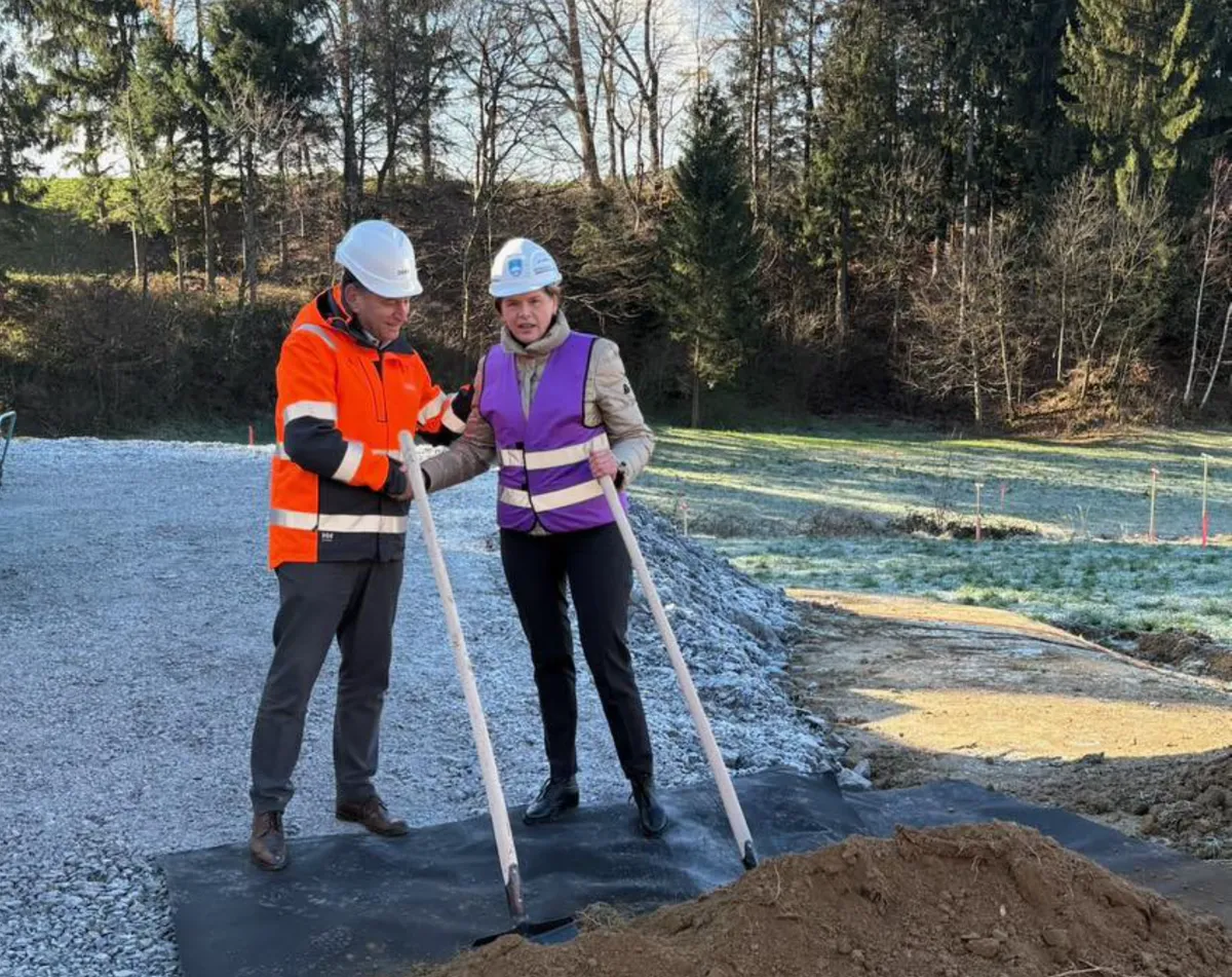 Stekla dela na zahtevnem odseku tretje razvojne osi proti Koroški