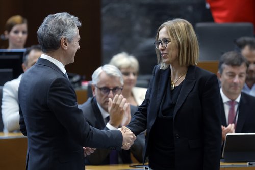 Zaprisega Valentina Prevolnik Rupel in Robert Golob