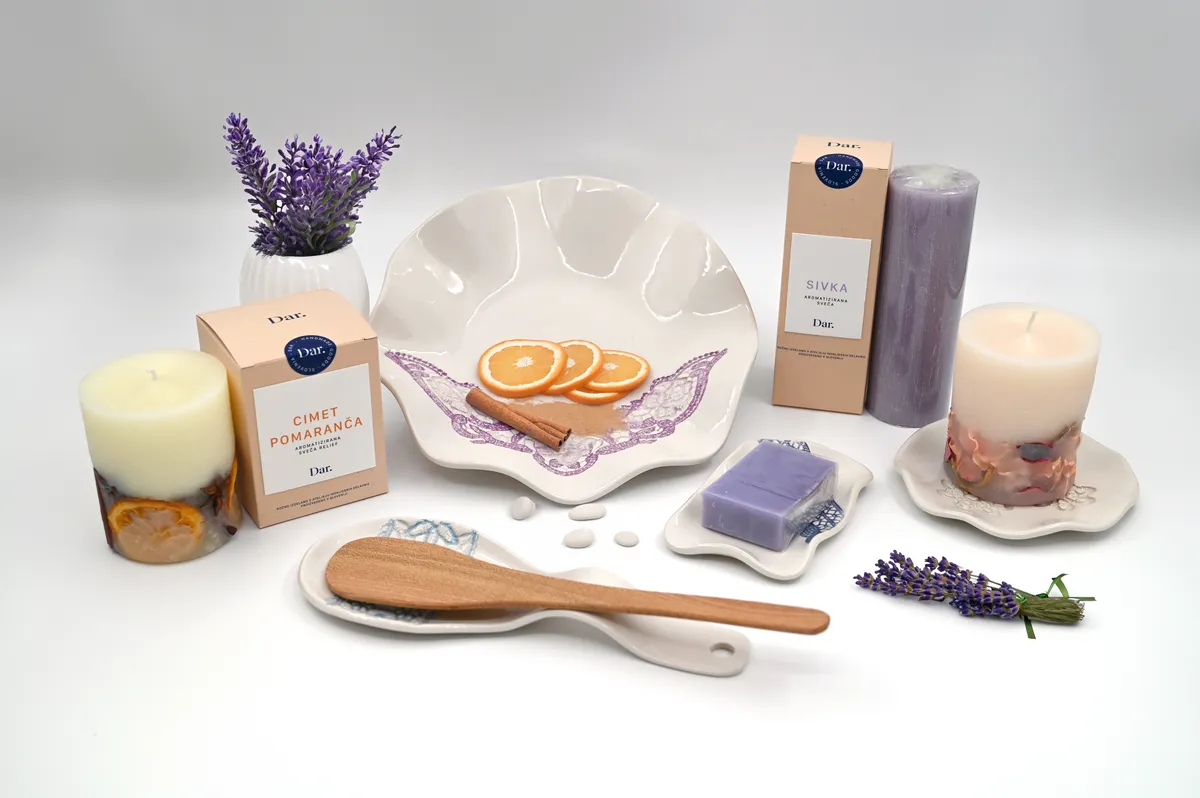 Letos podarite darila slovenskih oblikovalcev