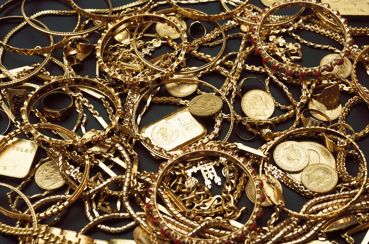 Družine, ki imajo shranjenega več zlata kot ZDA, Kitajska in Nemčija skupaj