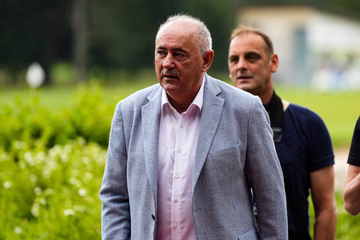 Bo novi selektor Albert Riera? Besedo ima predsednik NZS