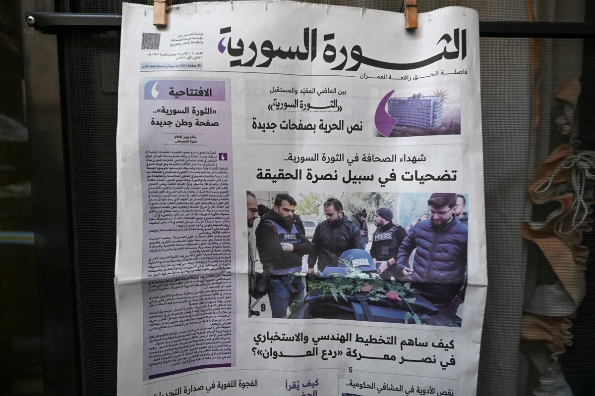 V Siriji po petih letih nazaj tiskani mediji