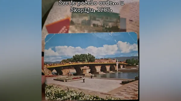 Fant iz Srbije išče očetovo prvo ljubezen. Ju bo splet združil?