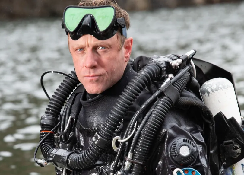 Moški z najnevarnejšim poklicem na svetu razkril: "Zaradi ene napake sem skoraj umrl"