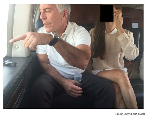 Jeffrey Epstein na letalu z žensko