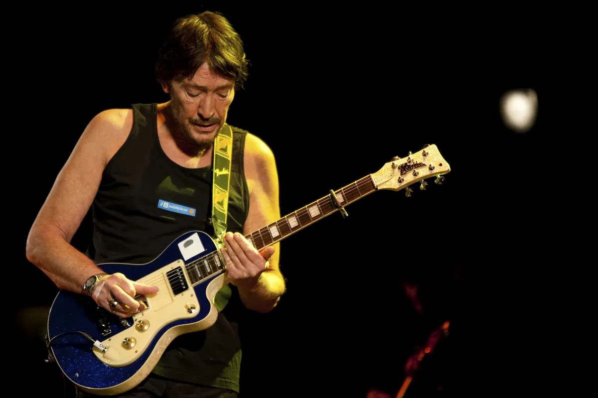 Umrl avtor legendarne božične uspešnice in znani roker Chris Rea